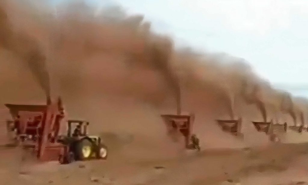 خاک پاشی پاشیدن ریزگرد غبار از عراق با دستگاه خوزستان تولید