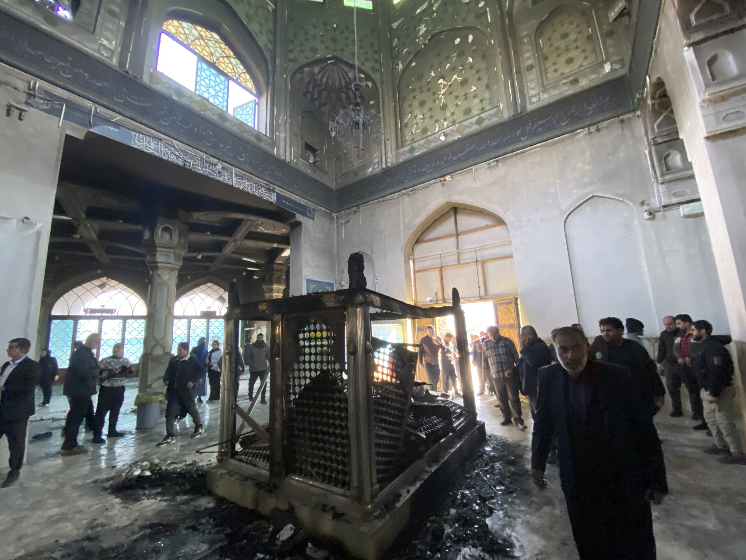 ضریح سوخته امامزاده سبزقبا دزفول